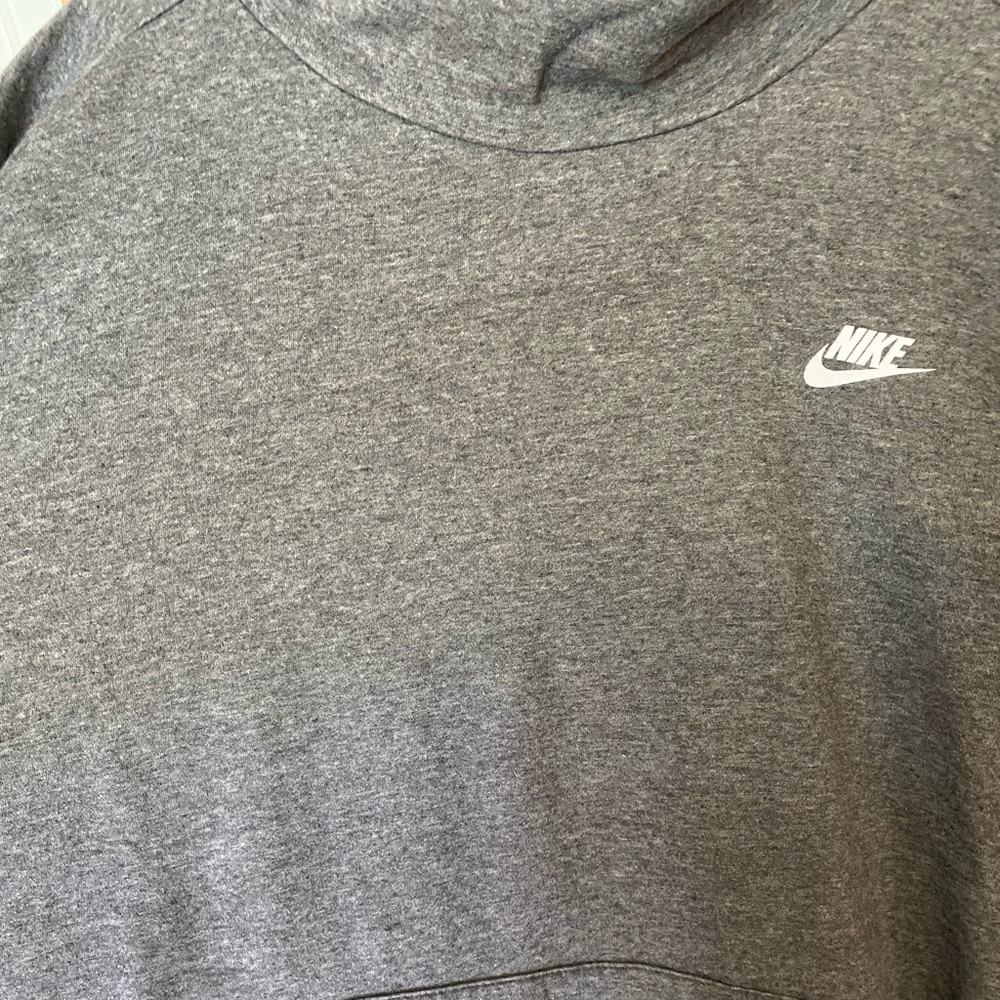 Nike sweatshirt